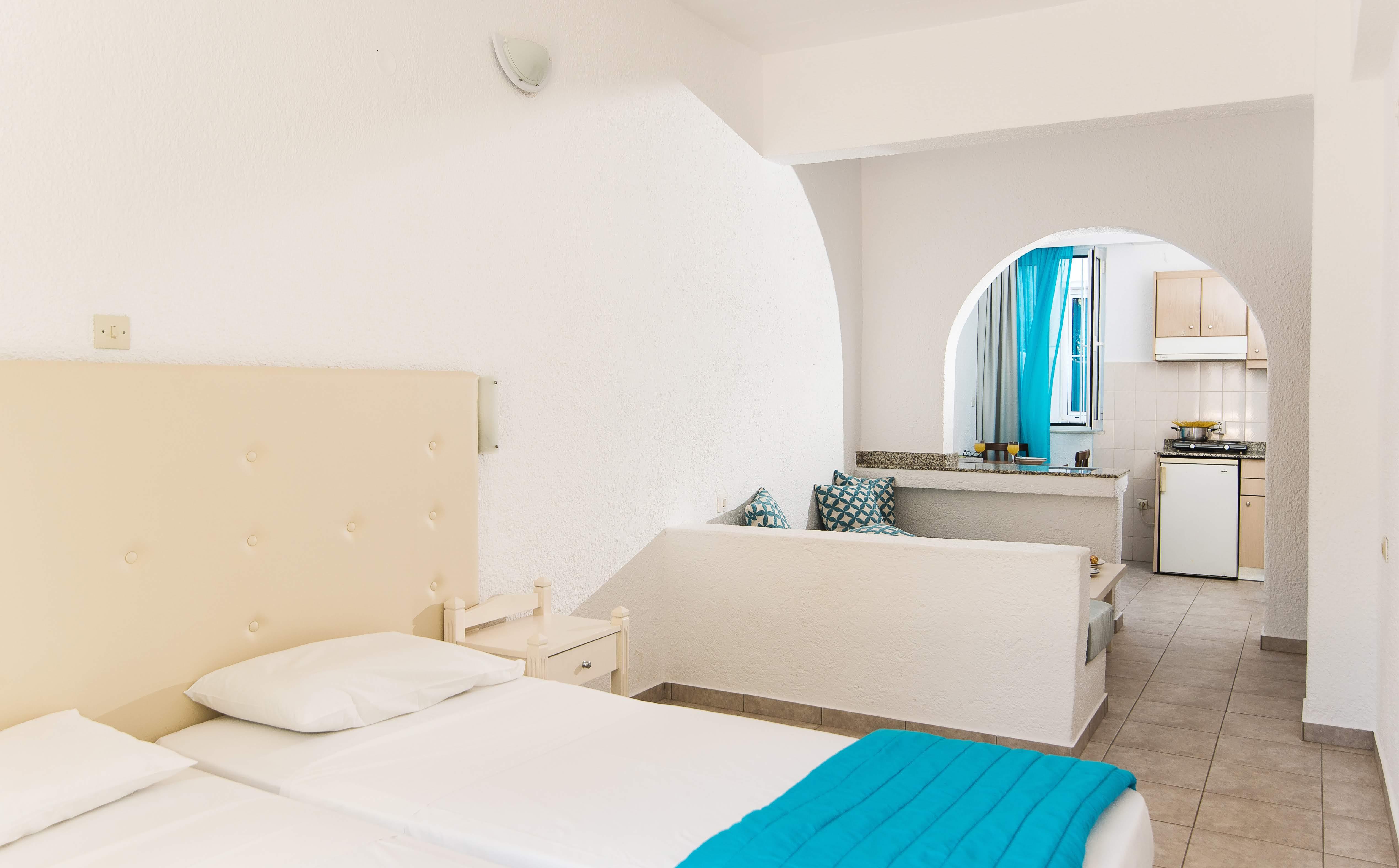 Ibiscus Hotel Malia Buitenkant foto