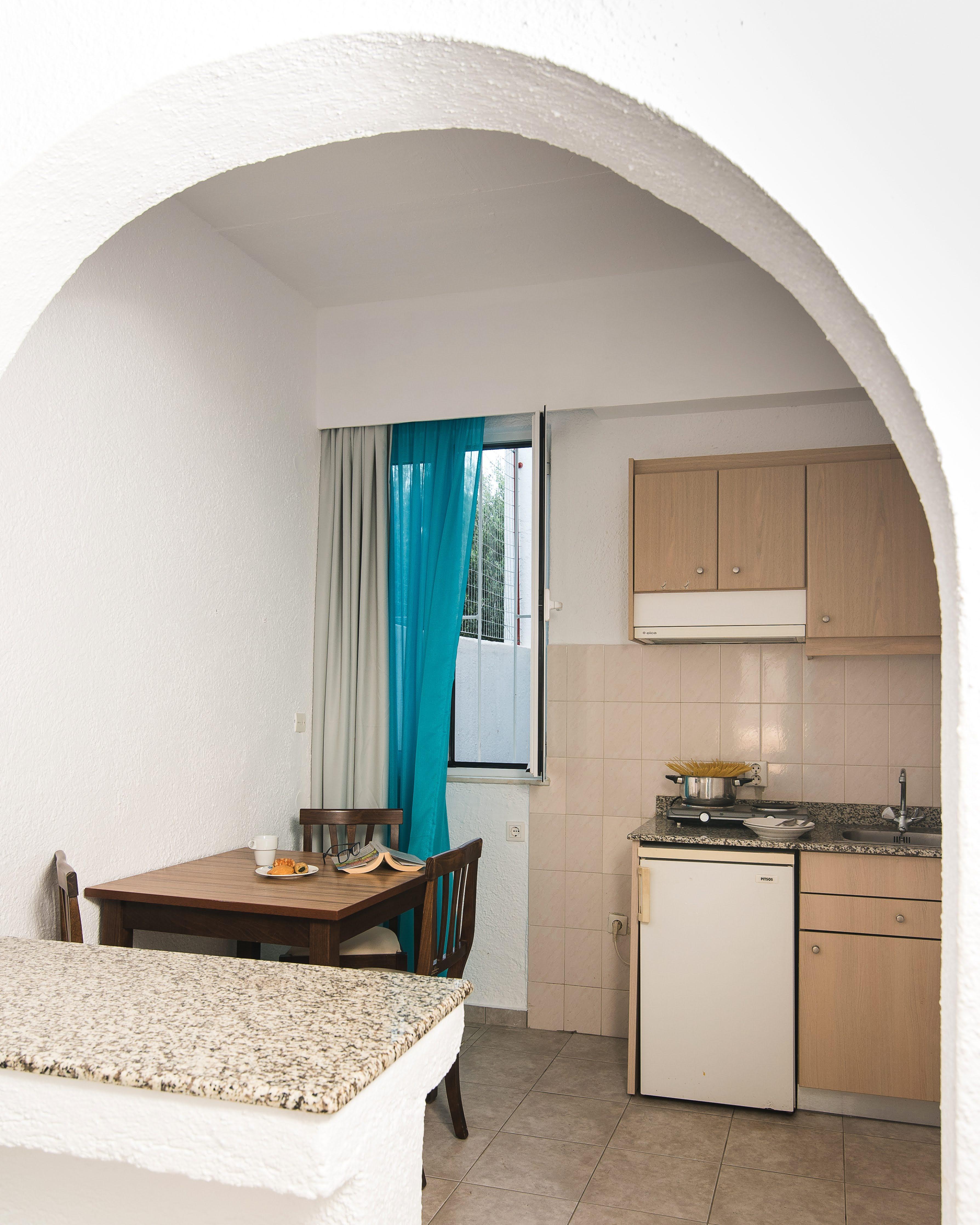 Ibiscus Hotel Malia Buitenkant foto