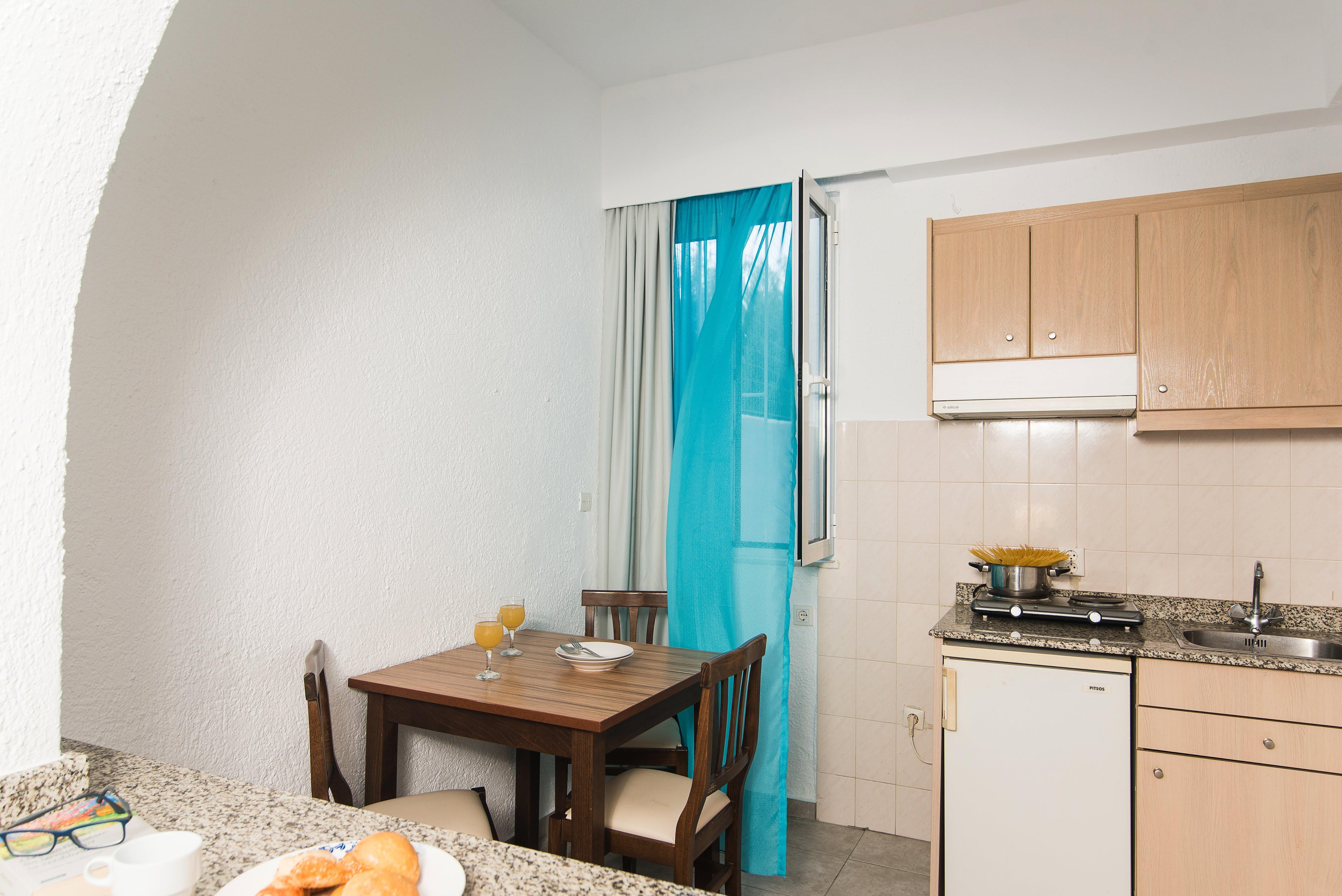 Ibiscus Hotel Malia Buitenkant foto