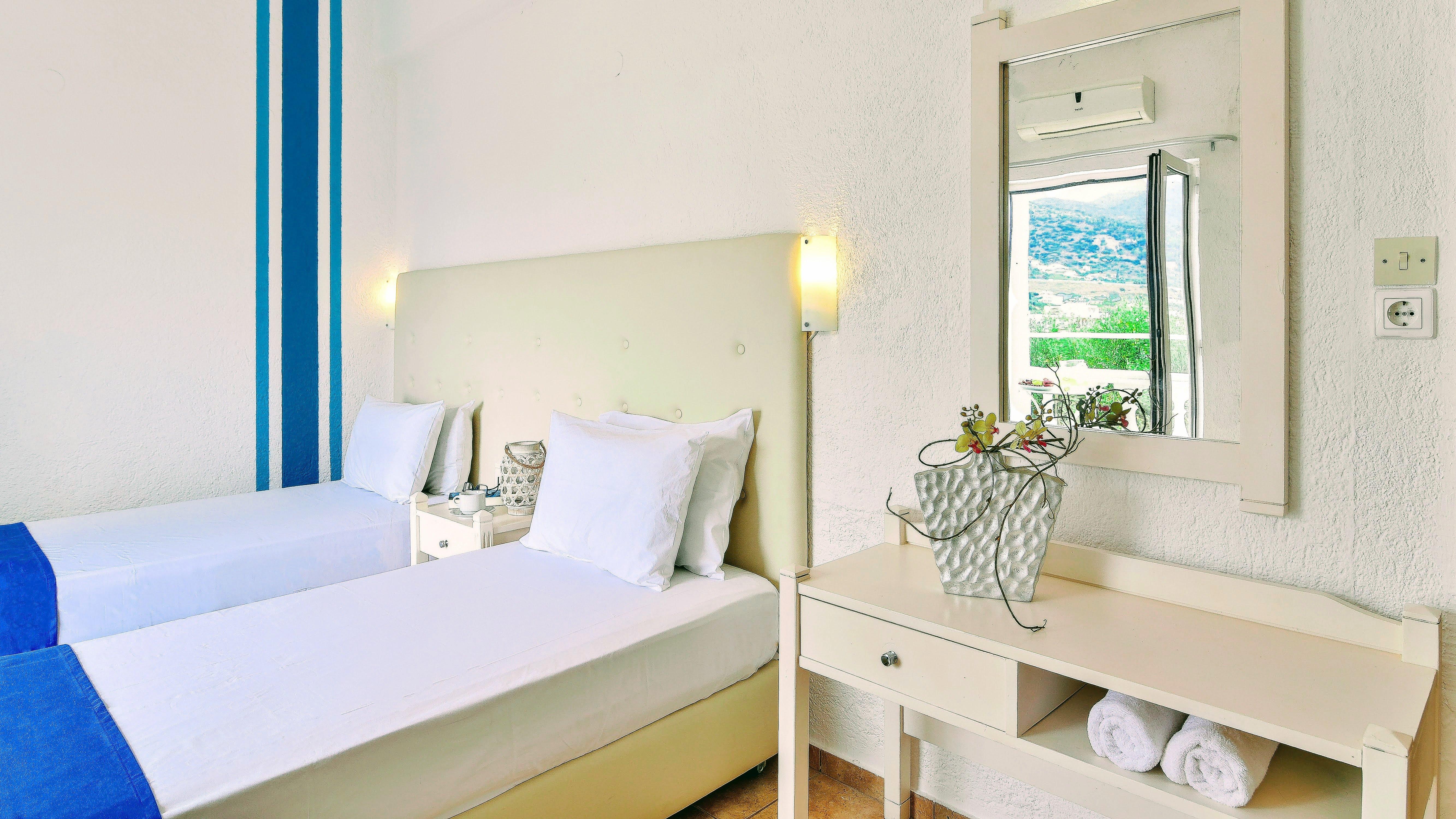 Ibiscus Hotel Malia Buitenkant foto