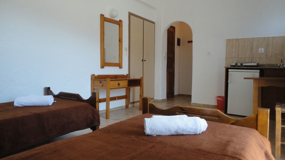 Ibiscus Hotel Malia Buitenkant foto